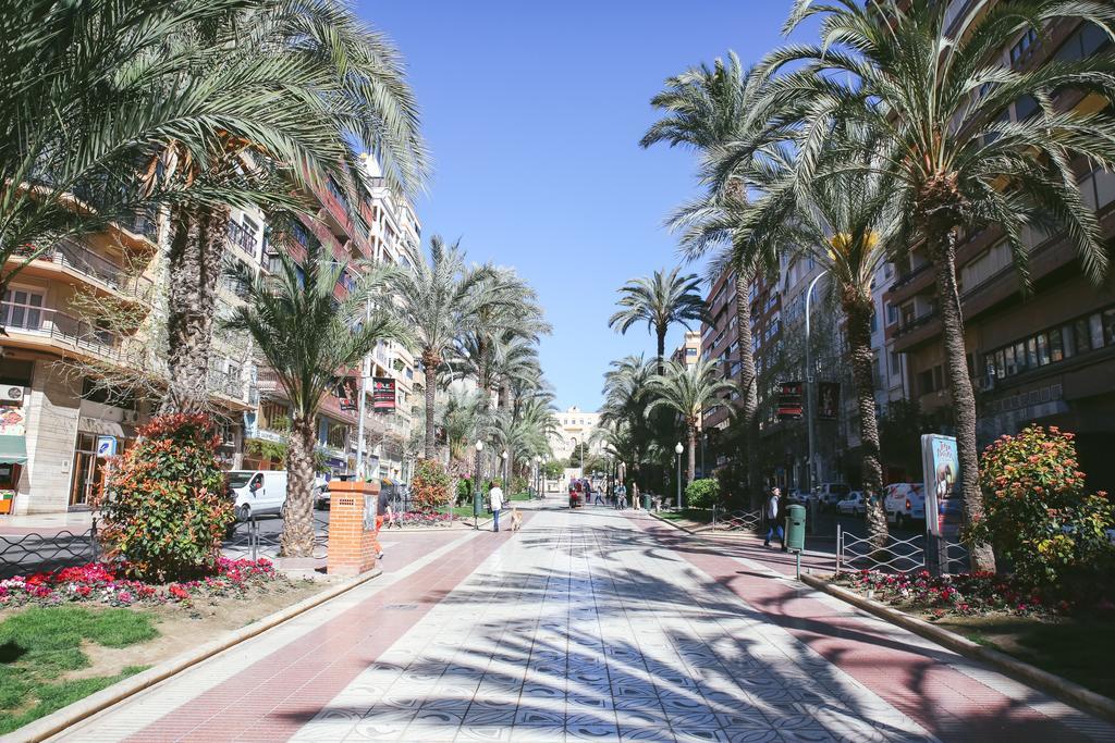 The Lucky Flats - Poeta Quintana Leilighet Alicante Eksteriør bilde