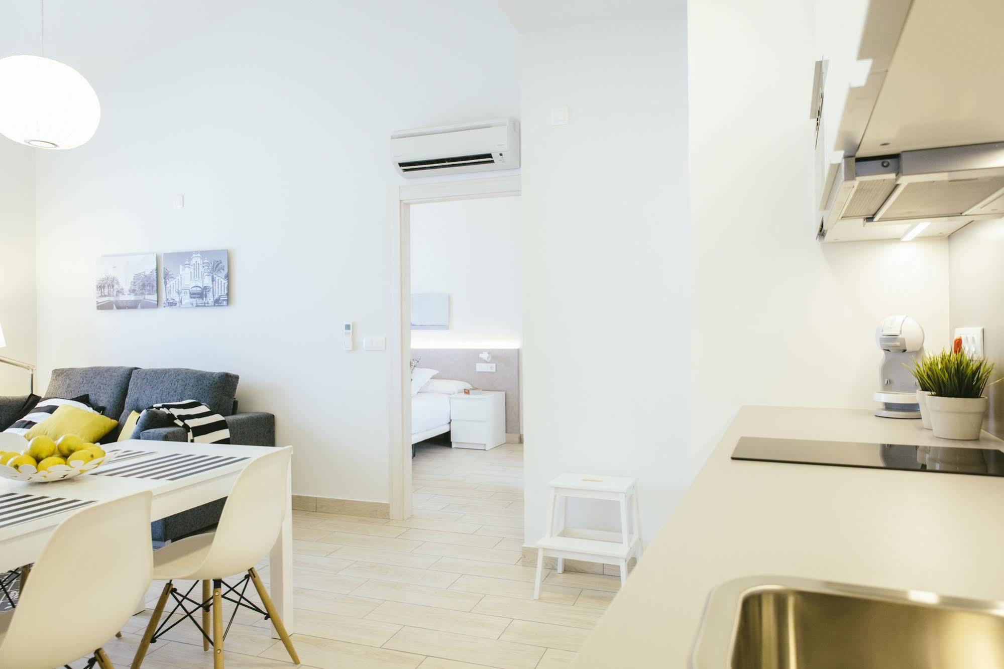 The Lucky Flats - Poeta Quintana Leilighet Alicante Eksteriør bilde